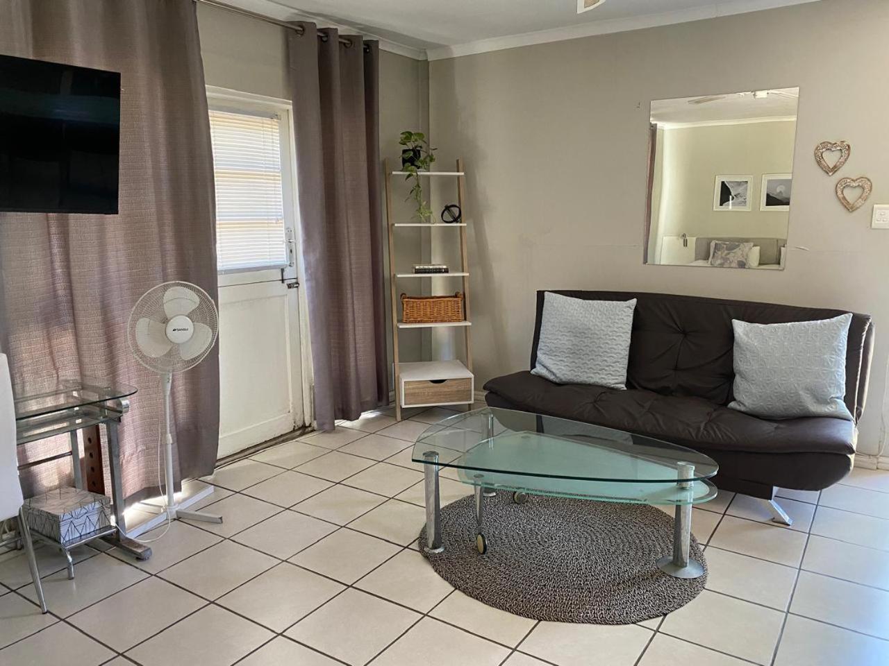 Apartamento Willows Curve *