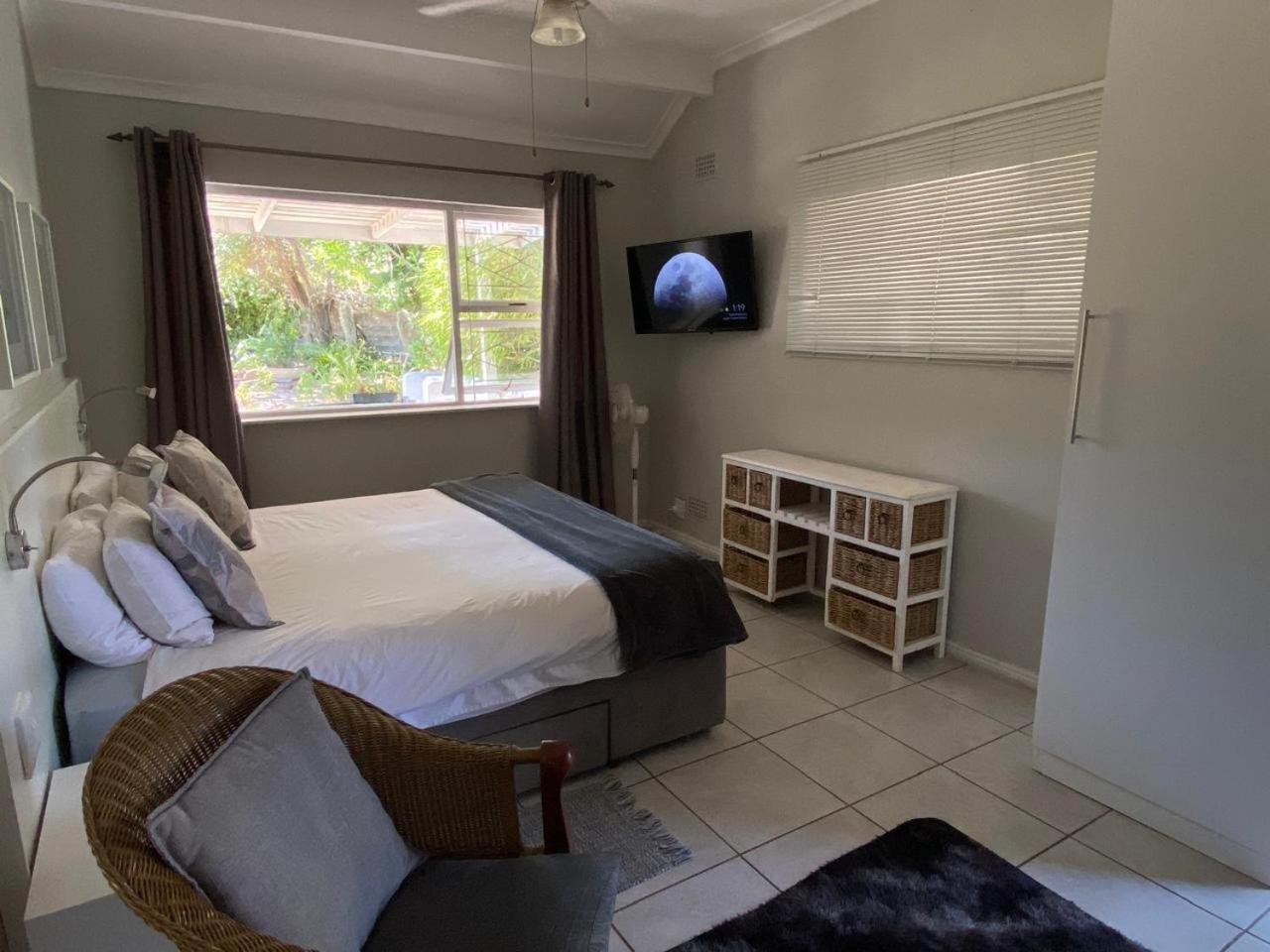 Willows Curve Somerset West